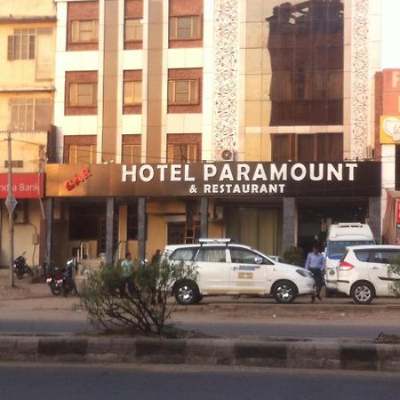 Paramount Hotel Jaipur Buitenkant foto